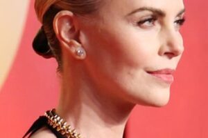 Charlize Theron’s 2024 Vanity Fair Oscar Party Hairstyle