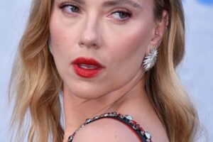 Scarlett Johansson’s “Fly Me to the Moon” Berlin Premiere Hairstyle